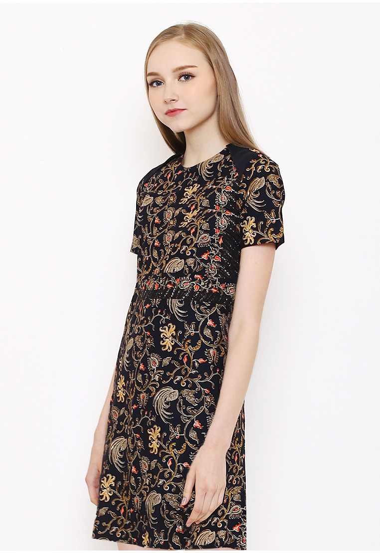 Tabanan Woman Dress Tabanan Woman Dress