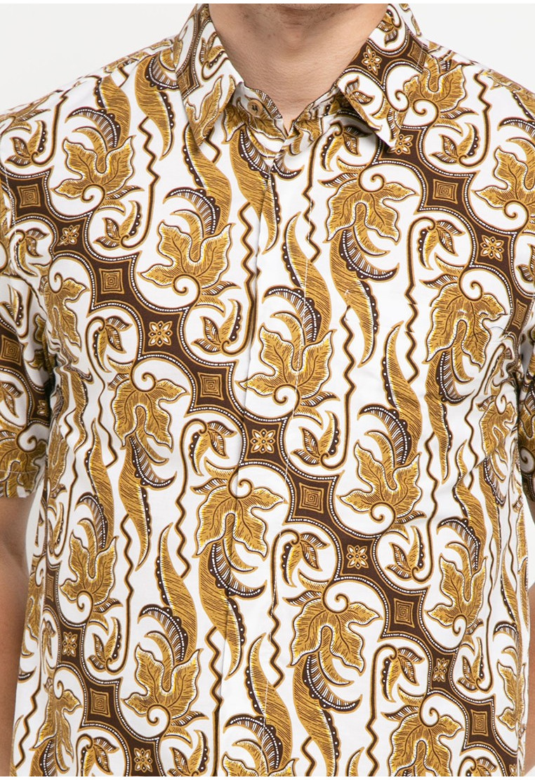 Kananga Short Sleeves Slim Fit Kananga Short Sleeves Slim Fit