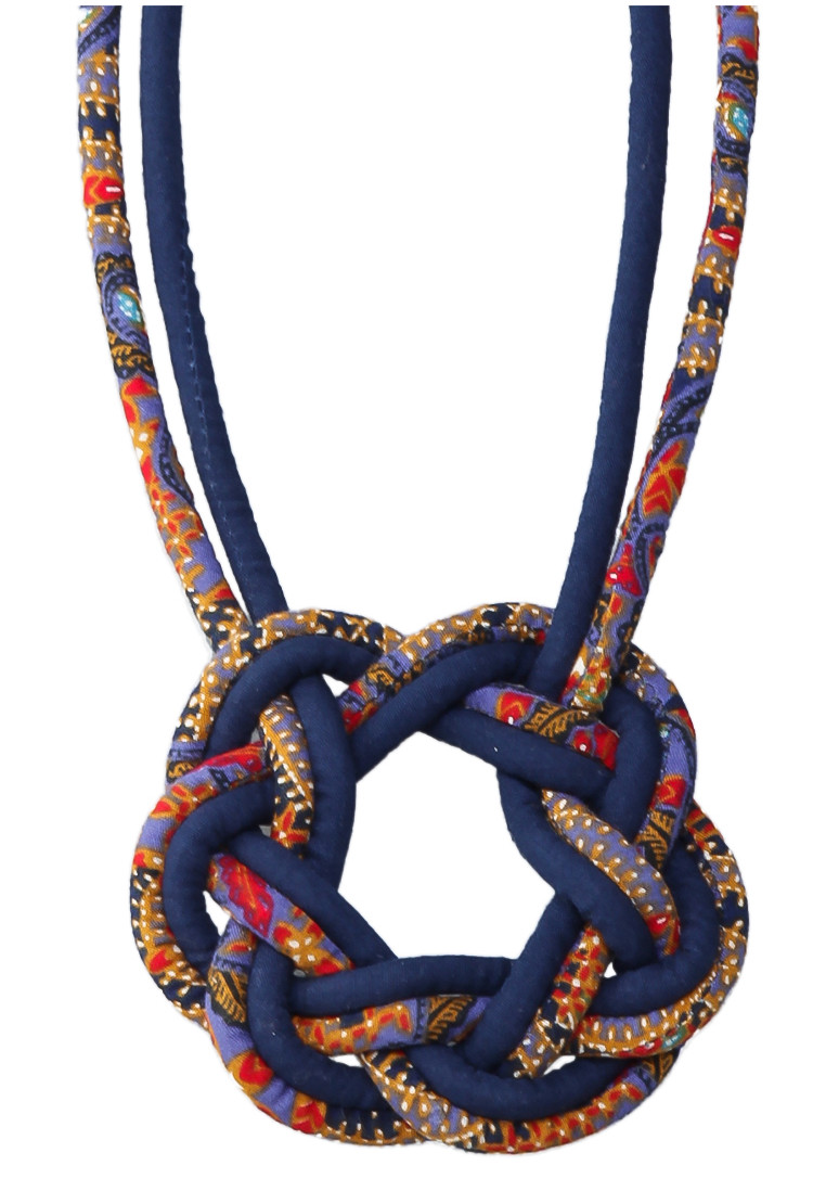 Necklace Lingkar – NAV
