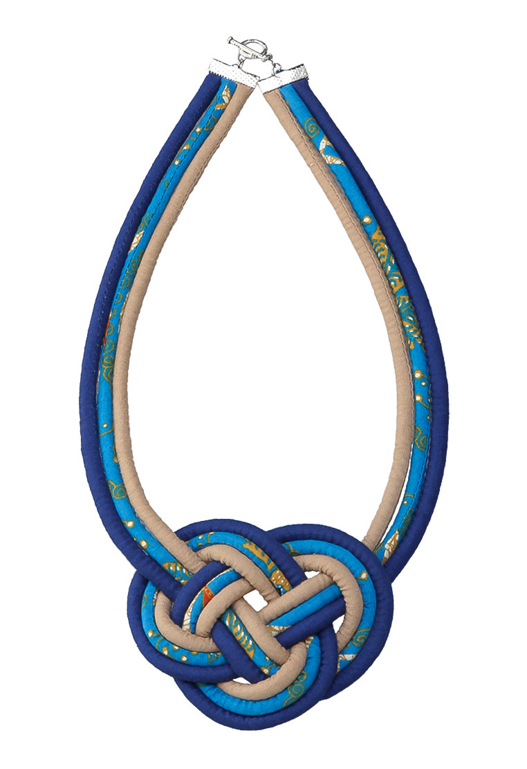 Necklace Pretzel – BLU